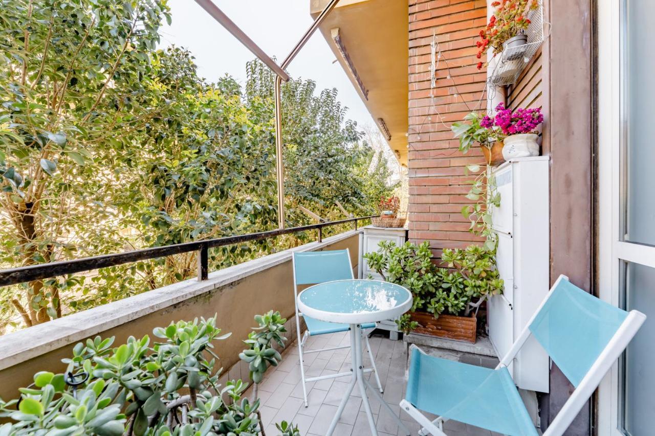 Bed & Breakfast Ponte Della Musica A Roma Exterior photo